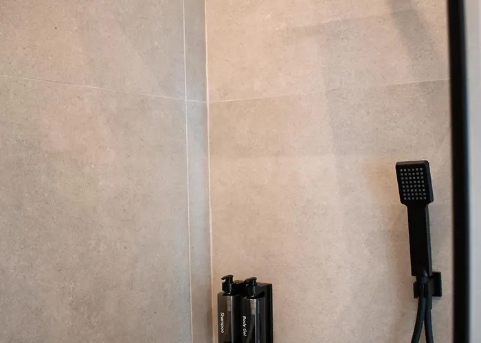 Surya Boutique * コニル・デ・ラ・フロンテラ