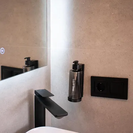 Surya Boutique 科尼尔-德拉弗龙特拉